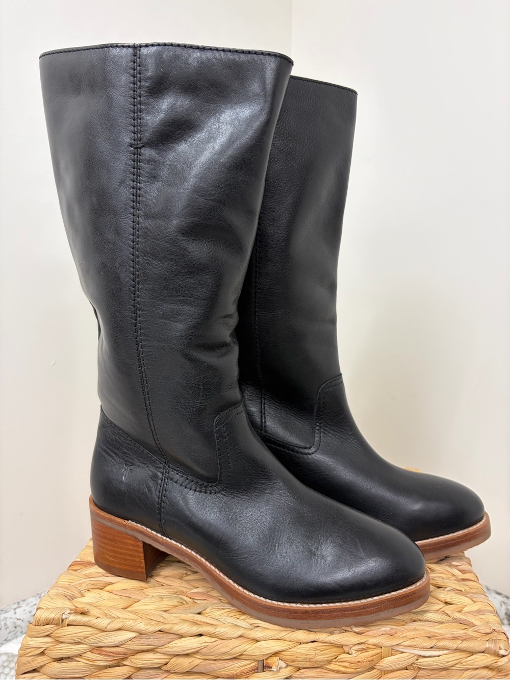 FRYE AND CO. Black Leather Mid-Calf Boots with Tan Stacked Heel